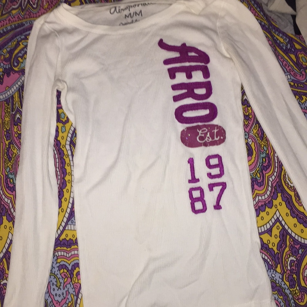 Long sleeve white tee